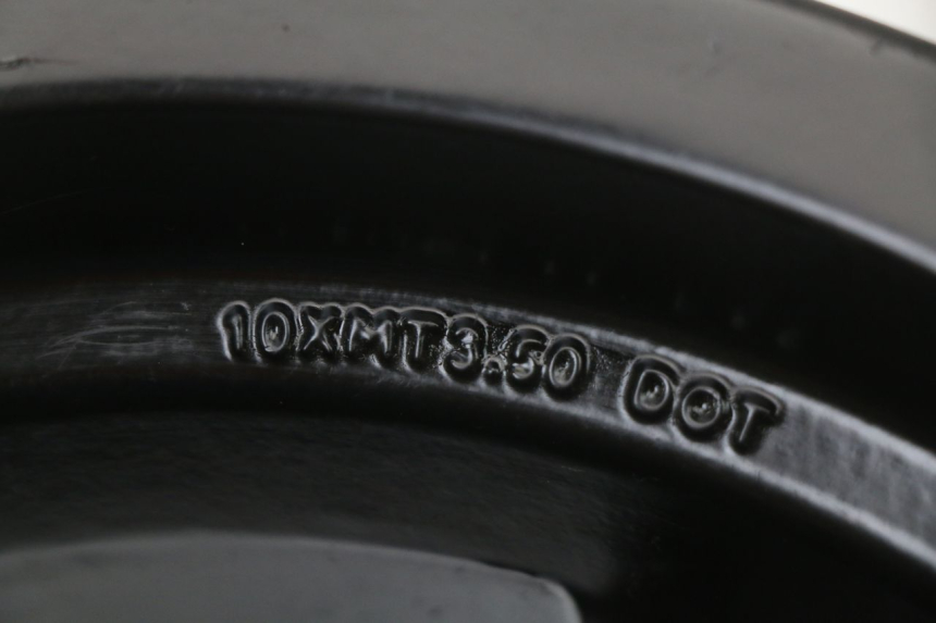 photo de ACHTERVELG PEUGEOT STREETZONE I 2T 50 (2018 - 2020) - Zoom op componenten