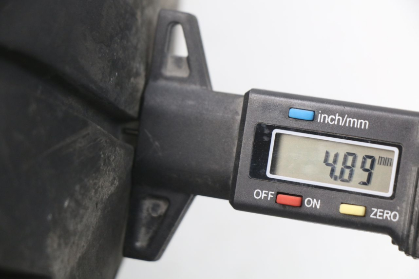 photo de ACHTERVELG SUZUKI SV S ABS 650 (2003 - 2009) - Detail van het onderdeel