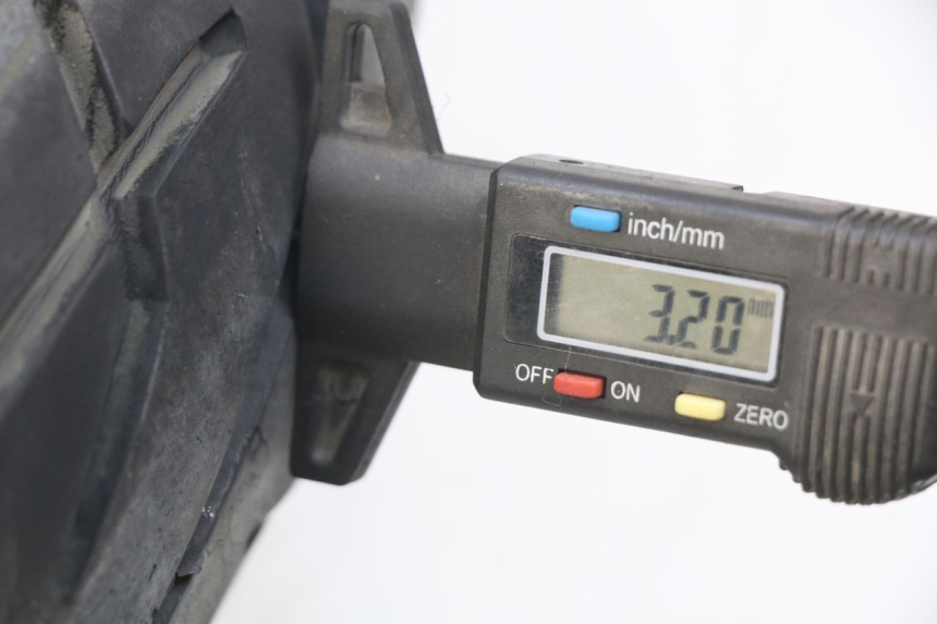 photo de ACHTERVELG SYM WOLF SB 125 (2011 - 2018) - Detail van het onderdeel