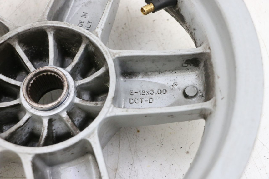 photo de ACHTERVELG PIAGGIO X8 125 (2004 - 2007) - Detail van het onderdeel