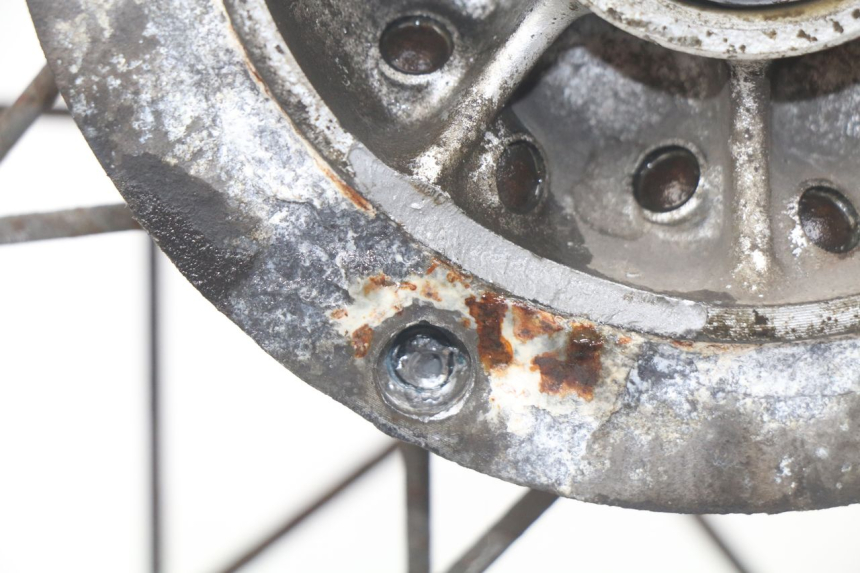 photo de ACHTERVELG SUZUKI XF FREEWIND 650 (1997 - 2003) - Detail van het onderdeel