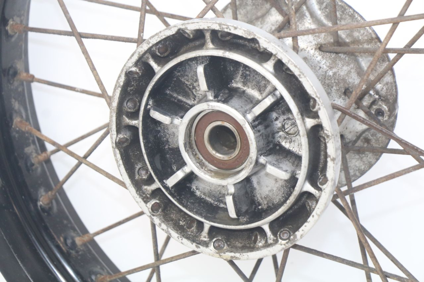 photo de ACHTERVELG SUZUKI XF FREEWIND 650 (1997 - 2003) - Focus op structuur