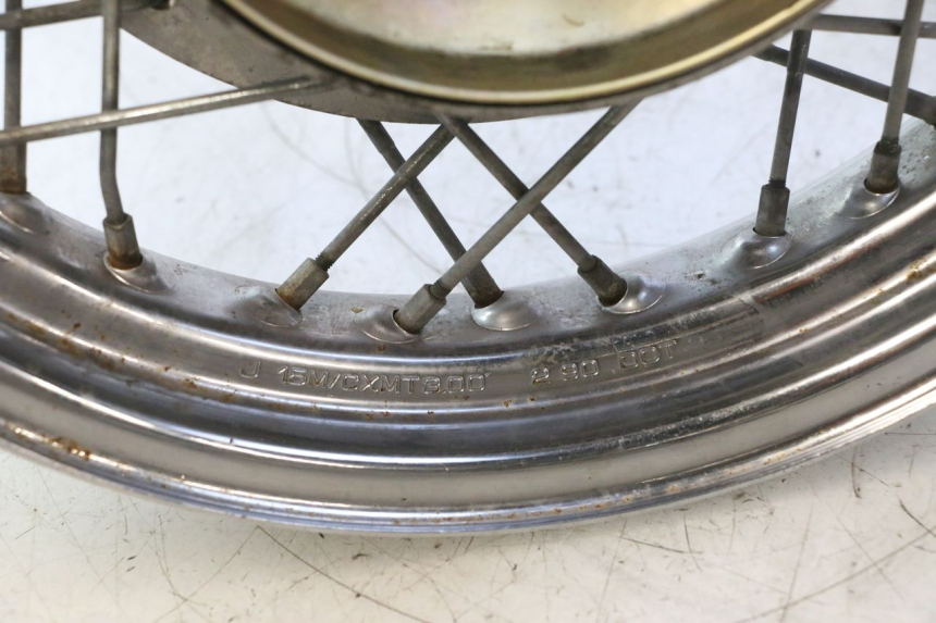 photo de ACHTERVELGRAND YAMAHA XV VIRAGO 535 (1988 - 2004) - Detail van het onderdeel
