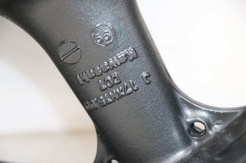 photo de ACHTERVELG KAWASAKI ZR 7 750 (1999 - 2004) - Detailaanzicht