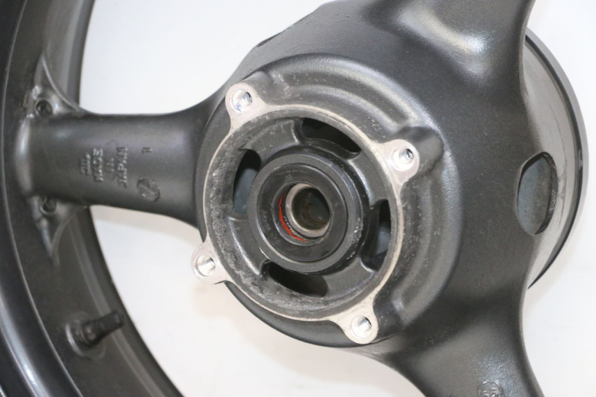 photo de ACHTERVELG KAWASAKI ZR 7 750 (1999 - 2004) - Focus op structuur