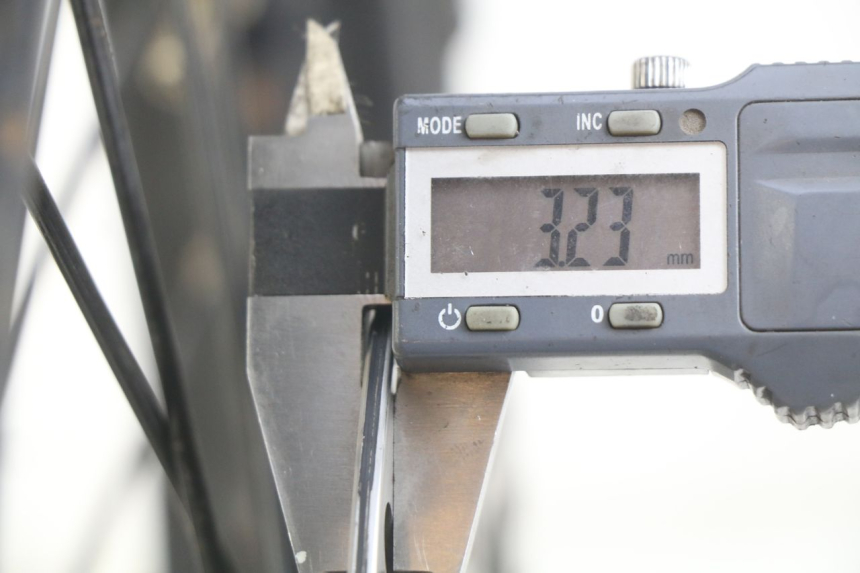 photo de VOORVELG ORION AGB37 CRF1 DIRT BIKE 125 (2013 - 2021) - Andere kijkhoek