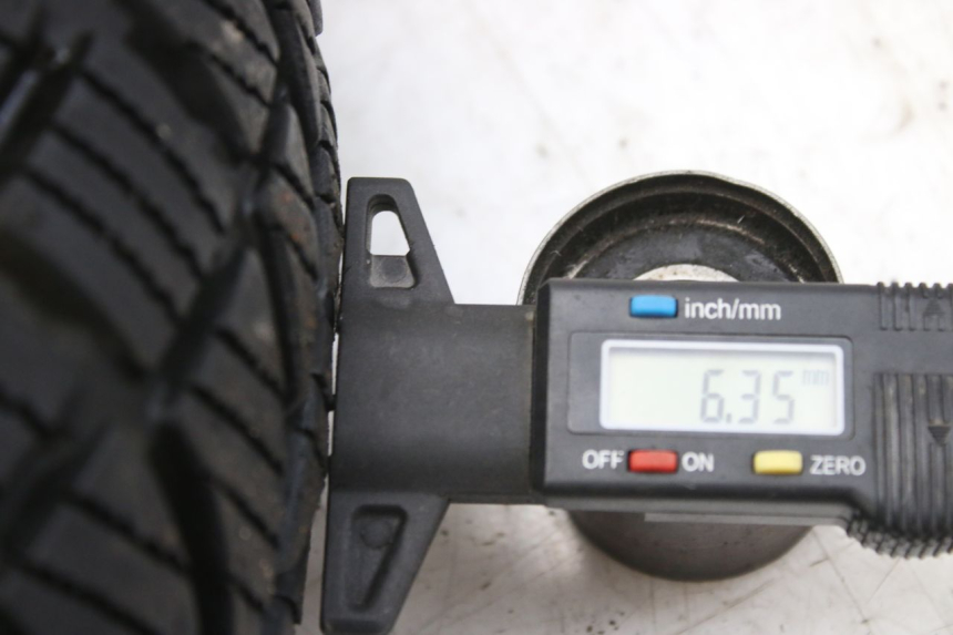 photo de VOORVELG KYMCO AGILITY 4T 50 (2005 - 2018) - Detailaanzicht