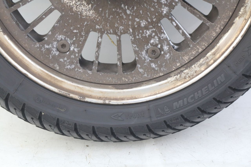 photo de VOORVELG ECCITY ARTELEC 670 1 (2013 - 2017) - Bevestigingspunten