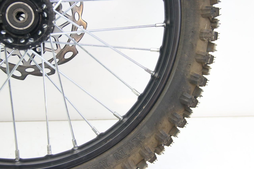 photo de VOORVELG CCR DIRT BIKE 125 - Zoom op componenten