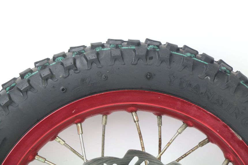 photo de VOORVELG THUMP DIRT BIKE 120 - Focus op structuur