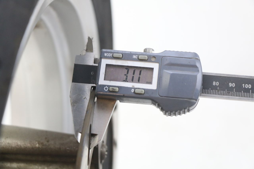 photo de VOORVELG PEUGEOT E-VIVACITY 1 (2012 - 2018) - Zoom op gebruiksstaat