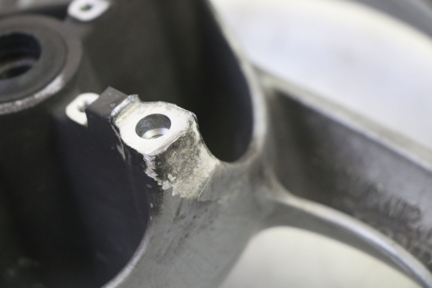 photo de VOORVELG HONDA FES S-WING SWING ABS 125 (2007 - 2015) - Kenmerkende details