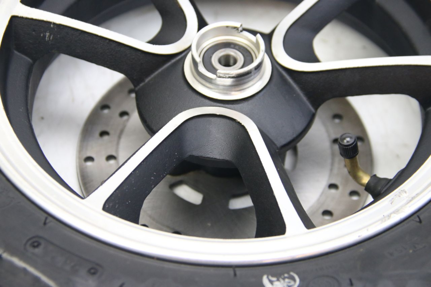 photo de VOORVELG JM MOTORS GT LINE 4T 50 (2021 - 2023) - Bevestigingspunten