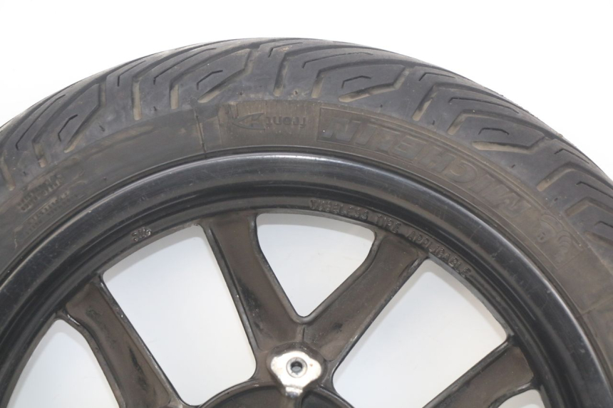 photo de VOORVELG SYM GTS EFI 125 (2012 - 2016) - Detailaanzicht