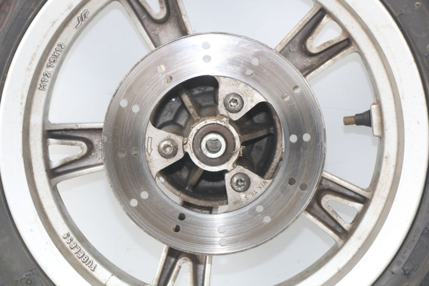 photo de VOORVELG PEUGEOT KISBEE 4T 50 (2010 - 2017) - Zoom op componenten