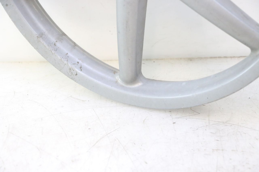 photo de VOORVELGRAND PIAGGIO LIBERTY 50 (1998 - 2003) - Kenmerkende details
