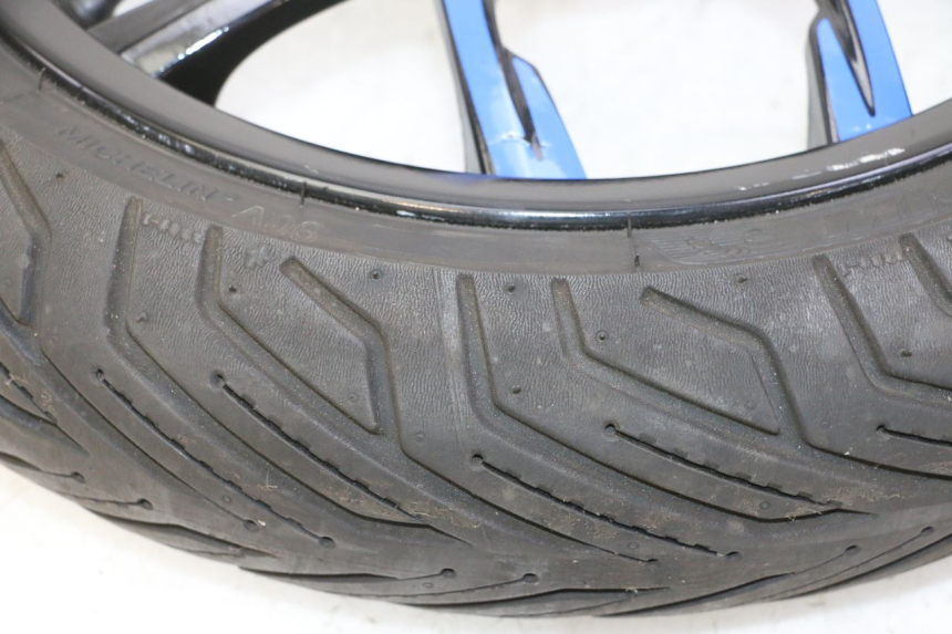 photo de VOORVELG PIAGGIO MP3 HPE 310 (2024 - 2025) - Markeringen en referenties