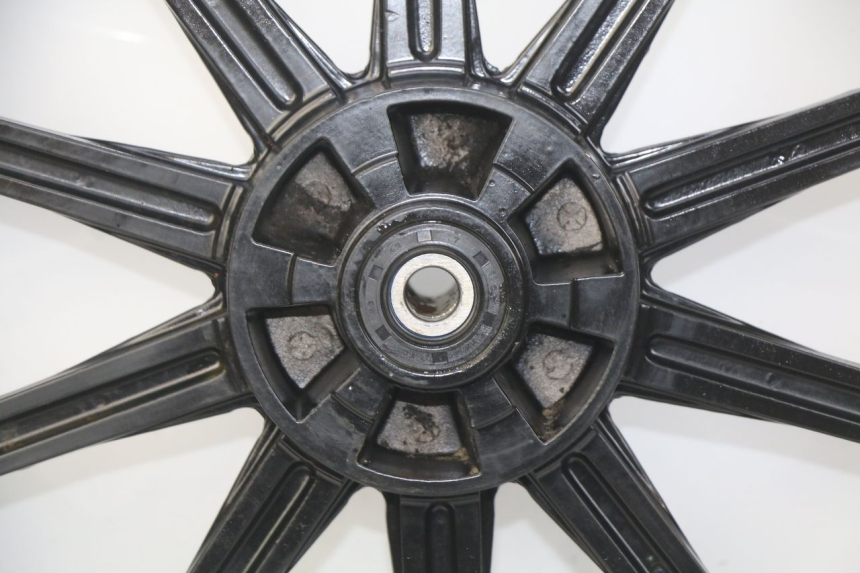 photo de VOORVELG YAMASAKI RAPTOR 50 (2013 - 2018) - Focus op structuur