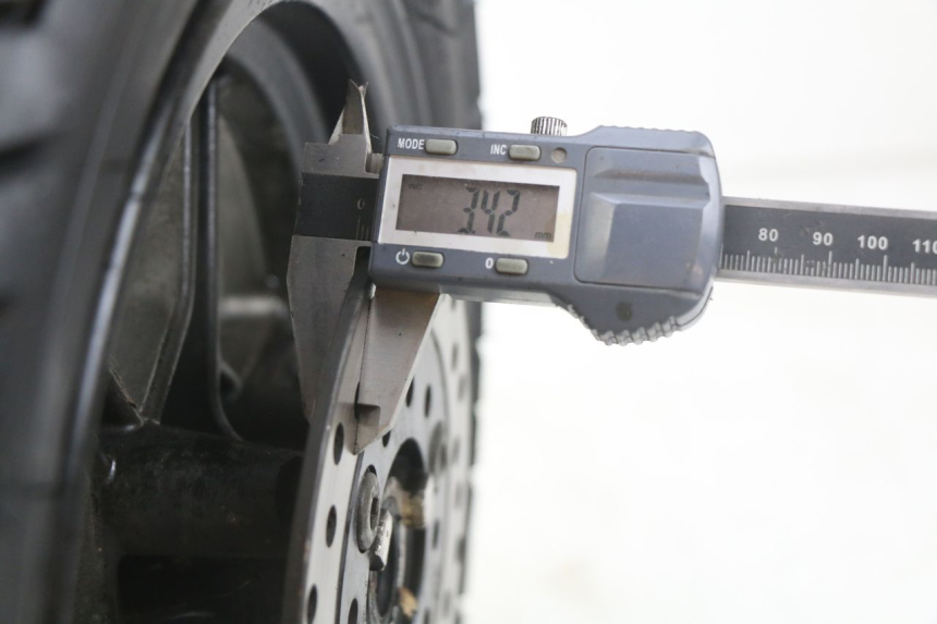 photo de VOORVELG TNT MOTOR ROMA 10' 2T 50 (2011 - 2018) - Zoom op gebruiksstaat