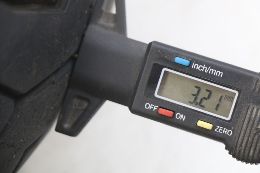 photo de VOORVELG PEUGEOT SATELIS 125 (2010 - 2012) - Zoom op gebruiksstaat