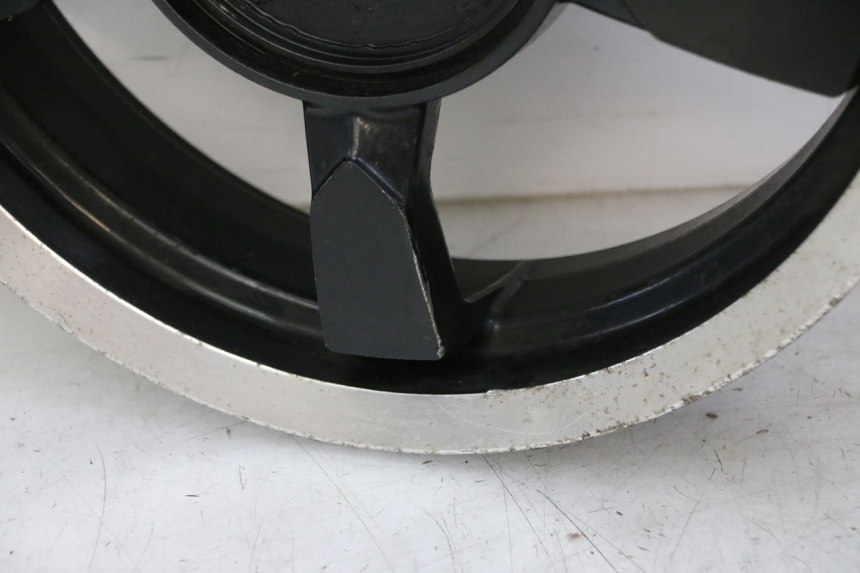 photo de VOORVELG PEUGEOT SATELIS 125 (2006 - 2009) - Kenmerkende details