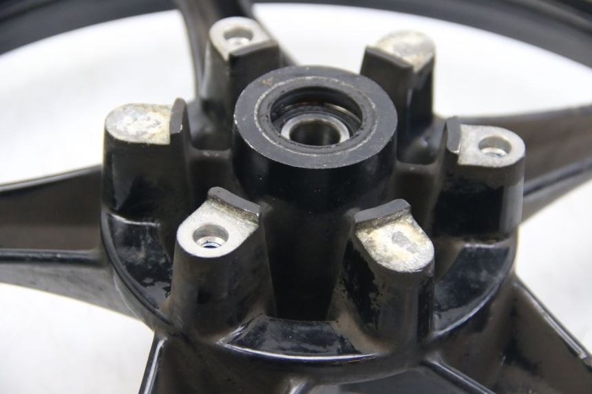 photo de VOORVELG SUZUKI SIXTEEN 125 (2008 - 2010) - Alternatieve hoek