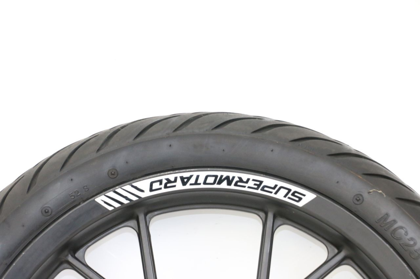 photo de VOORVELG SHERCO SM-R 50 (2013 - 2017) - Kenmerkende details