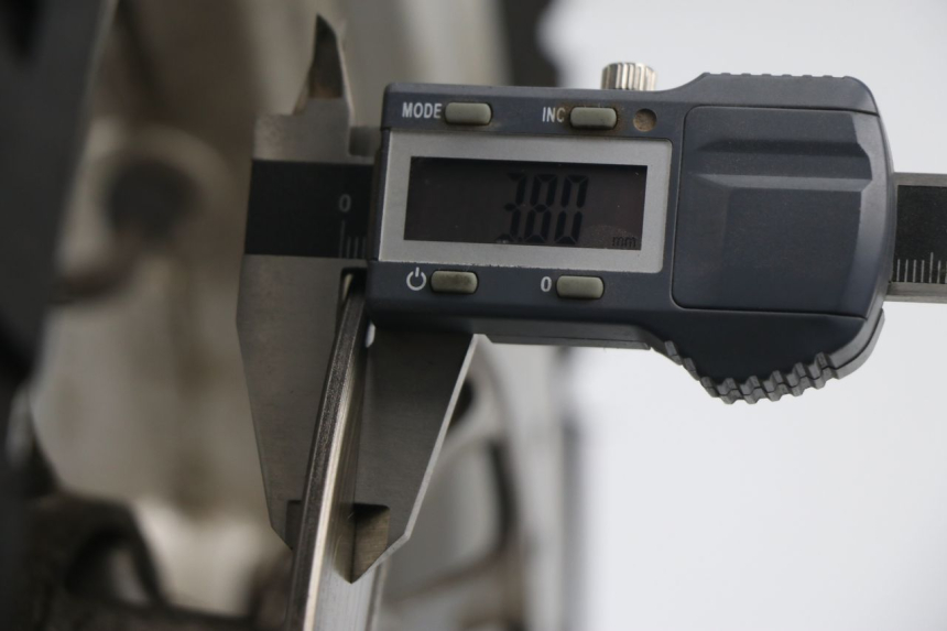 photo de VOORVELG PEUGEOT SUM UP 125 (2008 - 2013) - Technische close-up