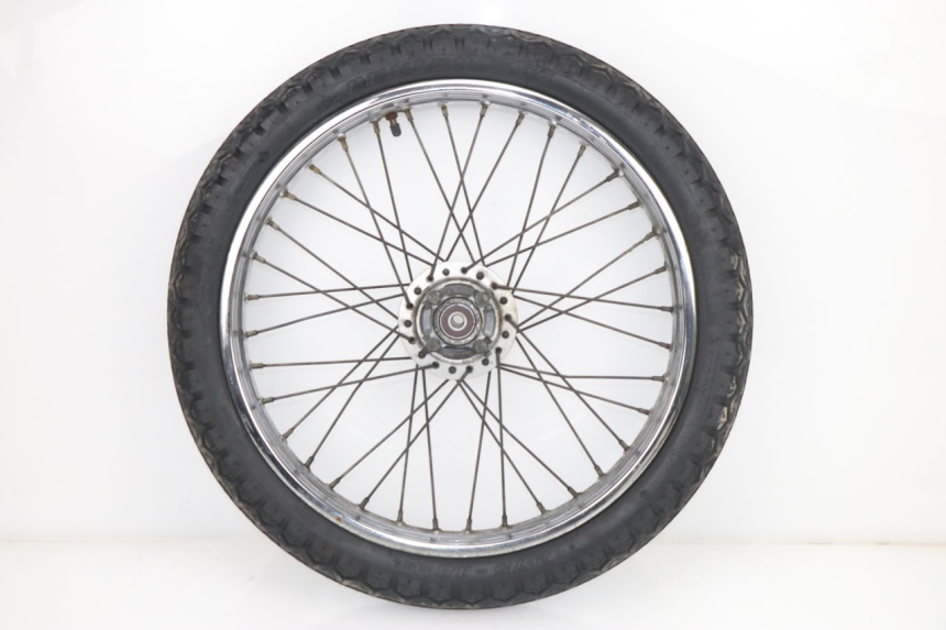 photo de VOORVELG SUZUKI GN 125 (1997 - 2000) - Hoofdaanzicht