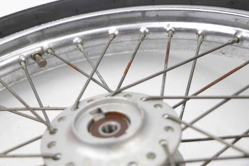photo de VOORVELG SUZUKI TU X TUX VOLTY 125 (1999 - 2001) - Detail van het onderdeel