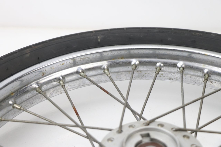 photo de VOORVELG SUZUKI TU X TUX VOLTY 125 (1999 - 2001) - Technische close-up