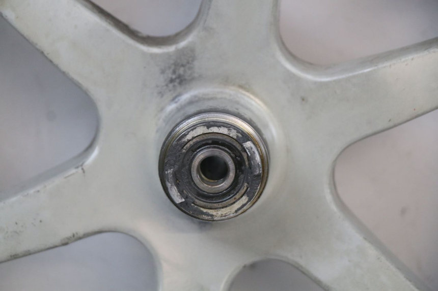 photo de VOORVELG SUZUKI UH BURGMAN 125 (2002 - 2006) - Andere kijkhoek