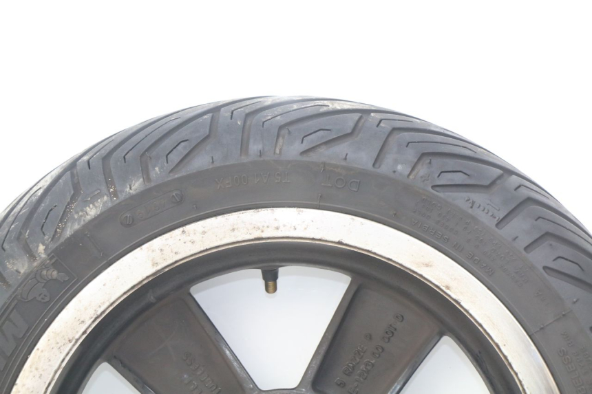 photo de VOORVELG PIAGGIO VESPA GTS IGET ABS 125 (2017 - 2023) - Zoom op componenten