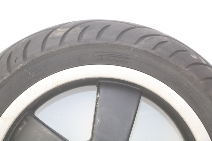 photo de VOORVELG PIAGGIO VESPA GTS SUPER IE 125 (2009 - 2016) - Kenmerkende details