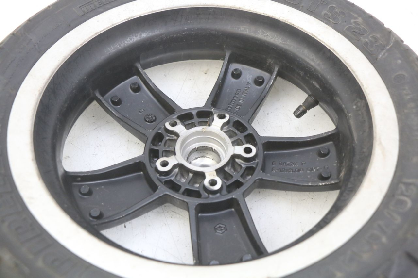 photo de VOORVELG PIAGGIO VESPA GTS SUPER IE 125 (2009 - 2016) - Zoom op gebruiksstaat