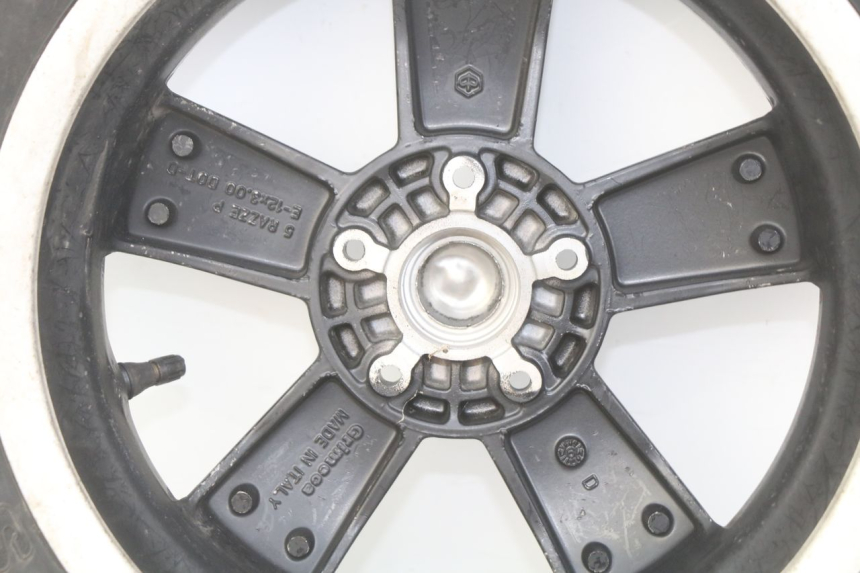 photo de VOORVELG PIAGGIO VESPA GTS SUPER IE 125 (2009 - 2016) - Overzicht