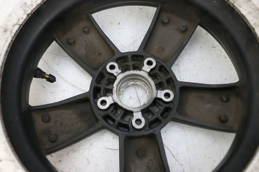 photo de VOORVELG PIAGGIO VESPA GTS SUPER IE 125 (2009 - 2016) - Bevestigingspunten