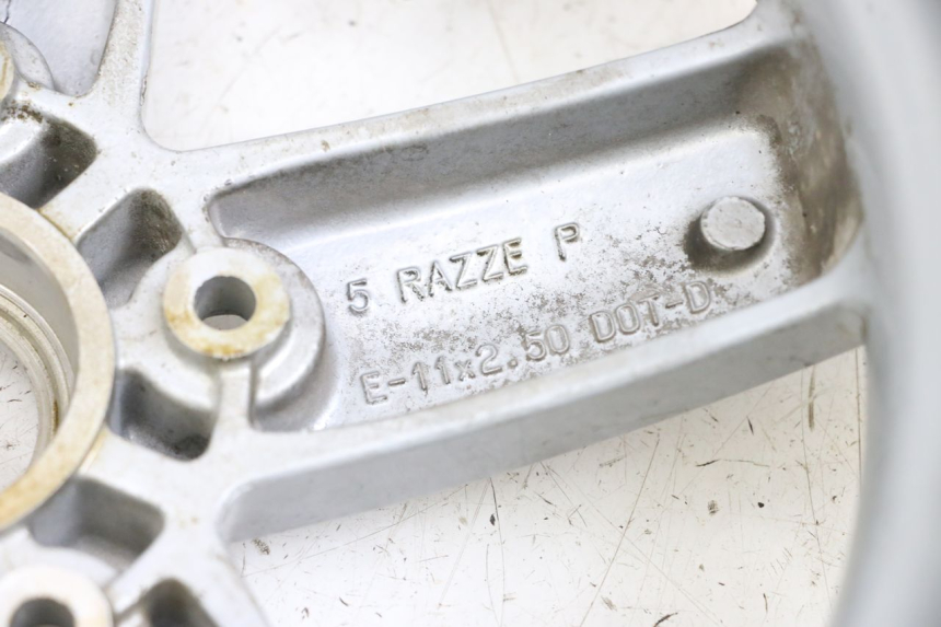 photo de VOORVELG PIAGGIO VESPA LX 125 (2005 - 2010) - Bevestigingspunten