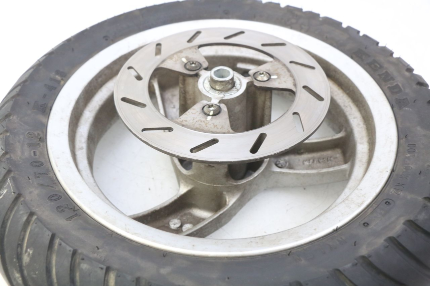 photo de VOORVELG PEUGEOT VIVACITY NEW 2T 50 (2008 - 2017) - Bevestigingspunten