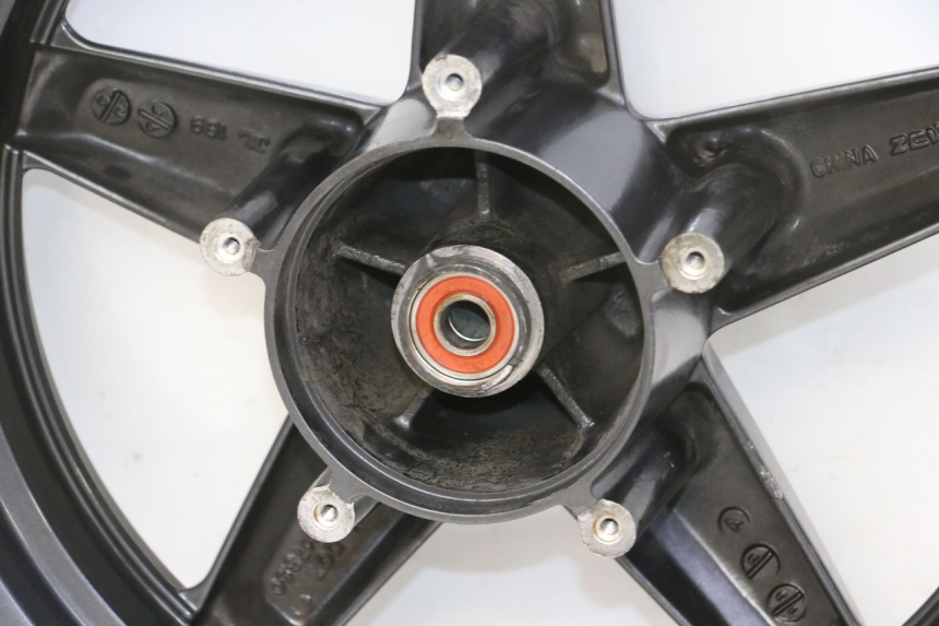 photo de VOORVELG YAMAHA X-MAX XMAX 125 (2010 - 2013) - Zoom op componenten