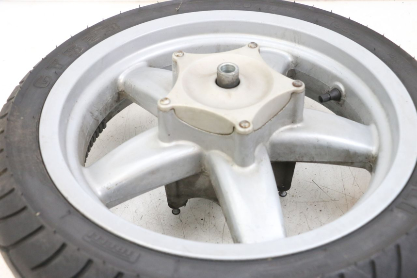 photo de VOORVELG PIAGGIO X8 125 (2004 - 2007) - Bevestigingspunten