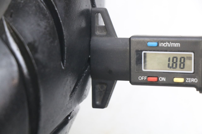 photo de VOORVELG PIAGGIO XEVO - X EVO 125 (2007 - 2017) - Zoom op gebruiksstaat