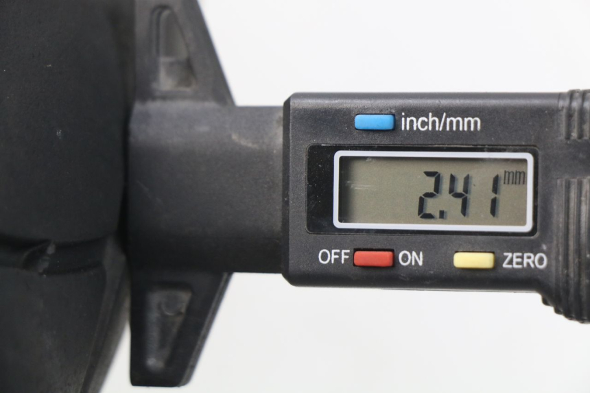 photo de VOORVELG HONDA XLV VARADERO 125 (2000 - 2006) - Detail van het onderdeel