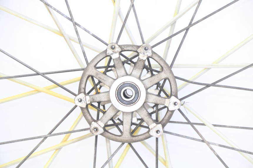 photo de VOORVELG PEUGEOT XP6 50 (2006 - 2011) - Kenmerkende details