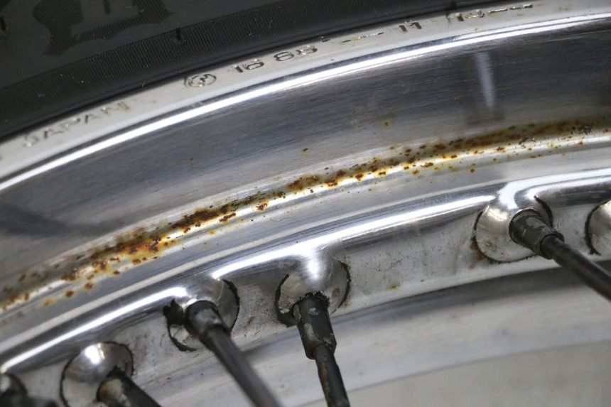 photo de VOORVELG YAMAHA XVS DRAG STAR DRAGSTAR 650 (1997 - 2007) - Overzicht