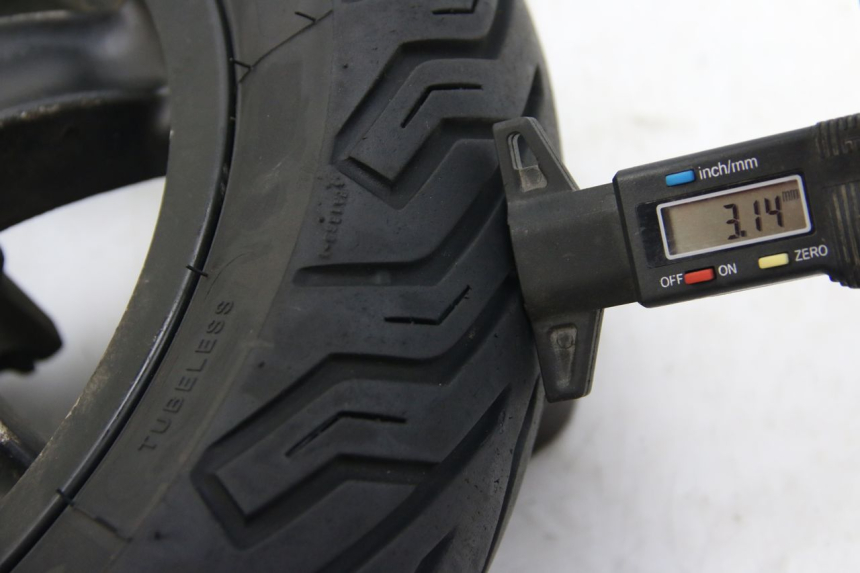 photo de VOORVELG PIAGGIO ZIP 2T 50 (2009 - 2019) - Zoom op gebruiksstaat