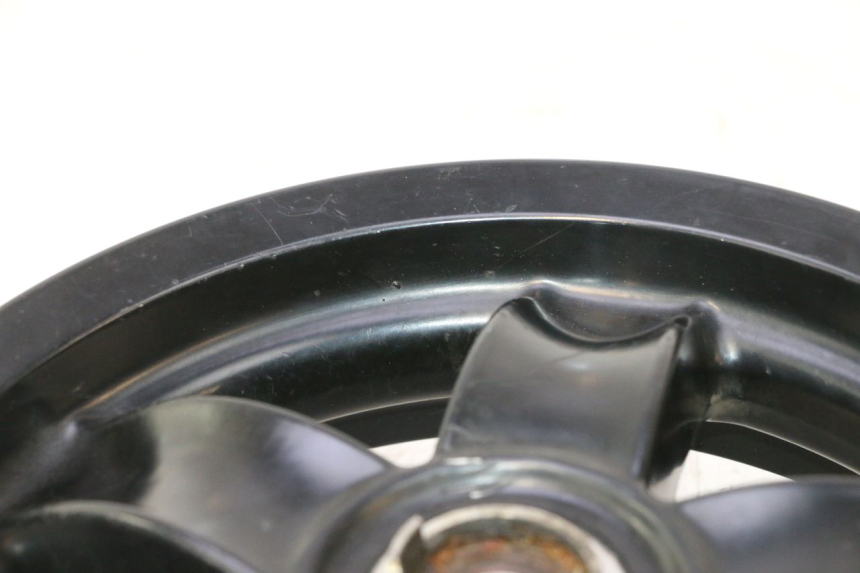 photo de VOORWIEL PIAGGIO ZIP IGET 4T 50 (2021 - 2023) - Zoom op componenten