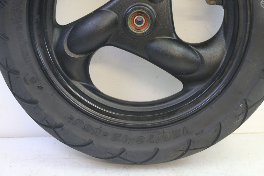 photo de VOORVELG EN BAND KYMCO AGILITY 4T 50 (2018 - 2022) - Zoom op gebruiksstaat