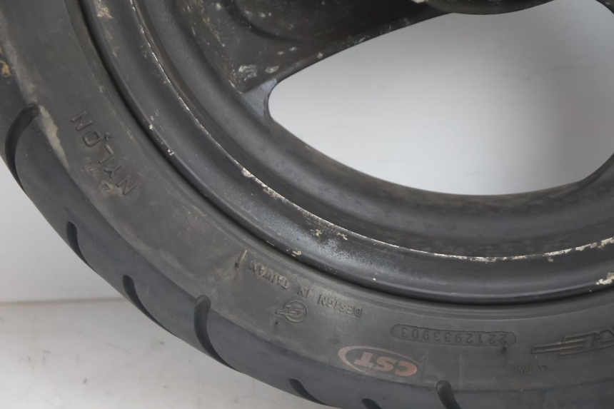 photo de VOORVELG EN BAND KYMCO AGILITY 4T 50 (2005 - 2018) - Detailaanzicht