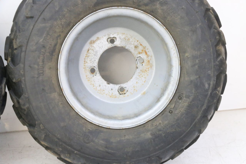 photo de VOORVELG EN BAND KEROX BAZOOKA 110 - Bevestigingspunten